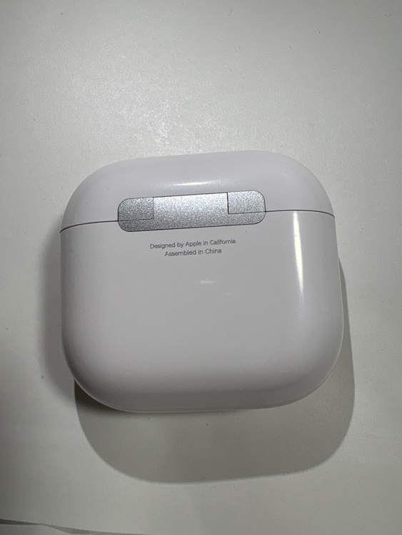 AirPods4　ANC A3055 A3056 A3059（オーディオ・スピーカー）の商品画像 - 査定依頼日：2026年4月7日 - 最高査定価格：7,100円