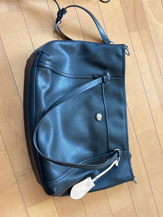 ショルダーバッグ（ブランドバッグ）の商品画像 - 査定依頼日：2025年6月4日 - 最高査定価格：3,000円