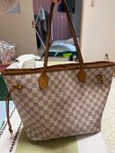 ダミエ　ネヴァーフル（ブランドバッグ）の商品画像 - 査定依頼日：2022年11月5日 - 最高査定価格：20,000円