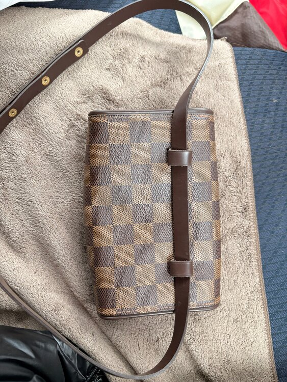 ポシェットフロランティーヌダミエエベス（ブランドバッグ）の商品画像 - 査定依頼日：2025年3月13日 - 最高査定価格：120,000円