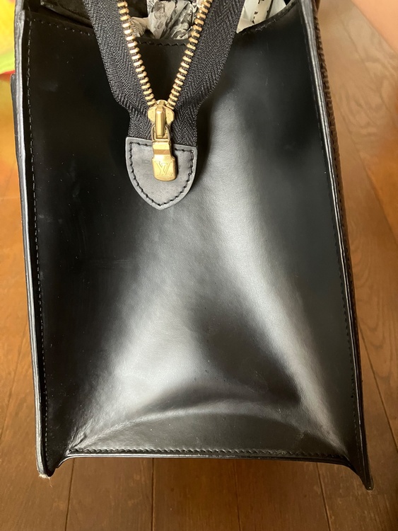 ルイヴィトン エピ（ブランドバッグ）の商品画像 - 査定依頼日：2026年8月13日 - 最高査定価格：20,000円