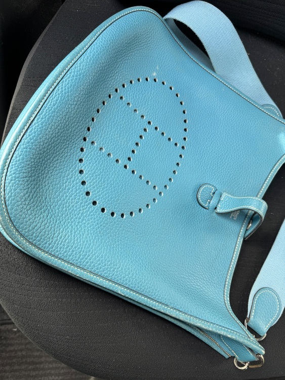 エルメス エブリン （ブランドバッグ）の商品画像 - 査定依頼日：2025年7月14日 - 最高査定価格：200,000円