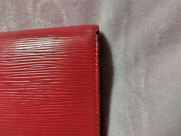 エピ　長財布（ブランド財布・小物）の商品画像 - 査定依頼日：2025年7月5日 - 最高査定価格：2,000円