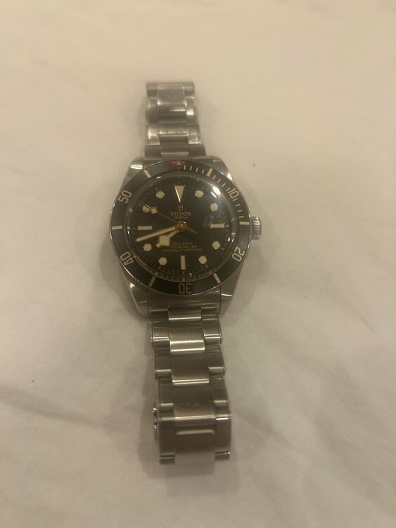 チューダー ブラックベイ 79030N（高級時計）の商品画像 - 査定依頼日：2025年12月7日 - 最高査定価格：300,000円