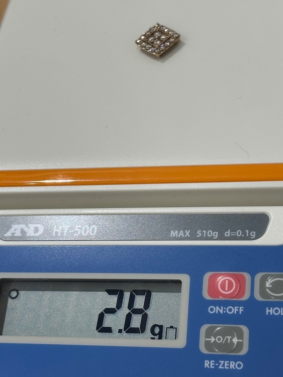 ダイヤペンダントトップ•チェーン（金・貴金属）の商品画像 - 査定依頼日：2026年8月6日 - 最高査定価格：100,000円