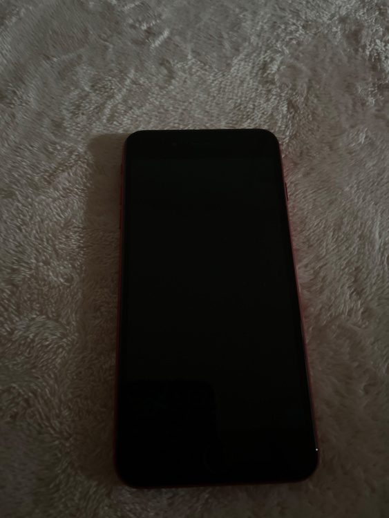 iPhone8プラス（スマホ）の商品画像 - 査定依頼日：2026年7月8日 - 最高査定価格：8,000円