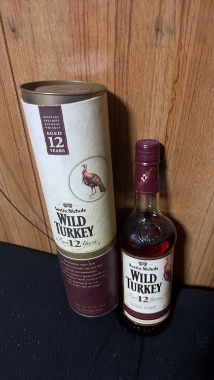 ウイスキー ワイルドターキー （お酒）の商品画像 - 査定依頼日：2025年12月7日 - 最高査定価格：36,000円
