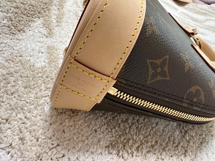 アルマBB（ブランドバッグ）の商品画像 - 査定依頼日：2026年2月26日 - 最高査定価格：220,000円