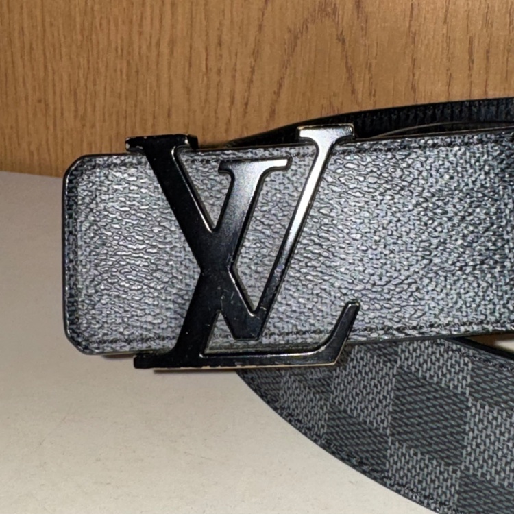 ルイヴィトン ダミエ （ブランドバッグ）の商品画像 - 査定依頼日：2026年2月14日 - 最高査定価格：28,000円