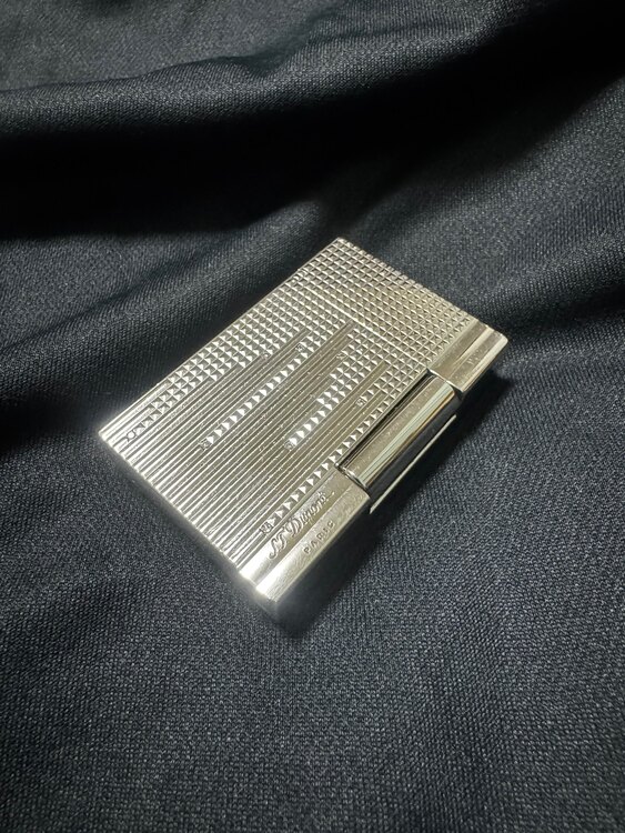 st dupont ダイヤモンドドロップス（金・貴金属）の商品画像 - 査定依頼日：2025年3月10日 - 最高査定価格：85,000円