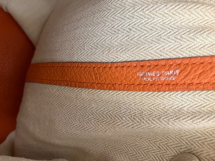 ガーデンパーティー　PM（ブランドバッグ）の商品画像 - 査定依頼日：2026年2月13日 - 最高査定価格：220,000円