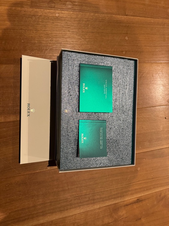 128159RBR（高級時計）の商品画像 - 査定依頼日：2025年6月30日 - 最高査定価格：12,500,000円