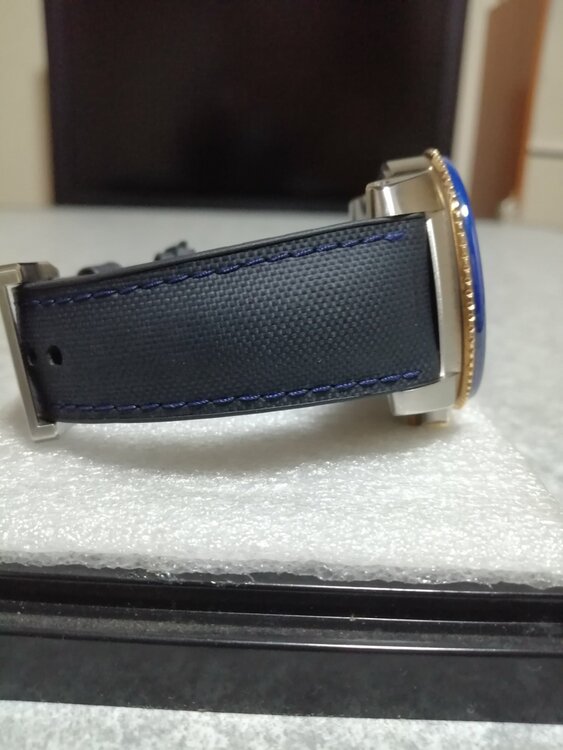 カルティエ CARTIER カリブルドゥカルティエ ダイバー W2CA0008　（高級時計）の商品画像 - 査定依頼日：2026年1月11日 - 最高査定価格：700,000円
