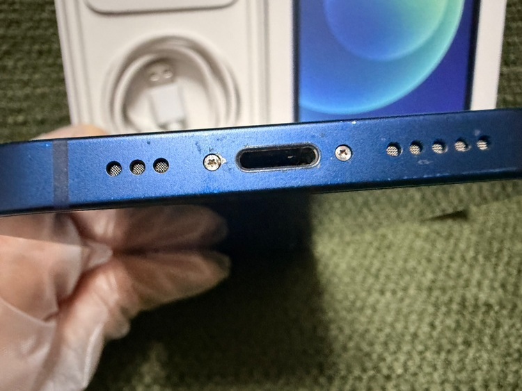 iPhone12 ブルー（スマホ）の商品画像 - 査定依頼日：2025年11月24日 - 最高査定価格：18,000円