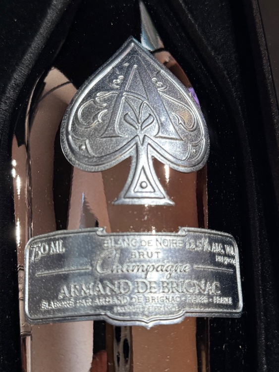 アルマンド　　ブランドブラン（お酒）の商品画像 - 査定依頼日：2025年6月29日 - 最高査定価格：160,000円