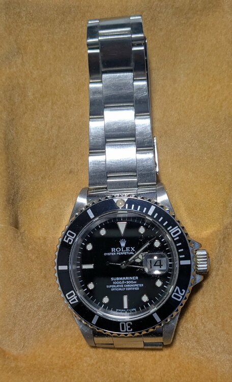 ロレックス サブマリーナー W（高級時計）の商品画像 - 査定依頼日：2025年12月7日 - 最高査定価格：1,370,000円