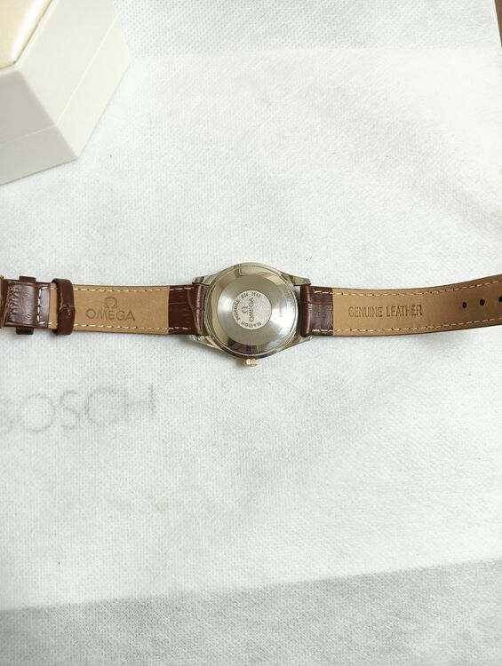 OMEGA　K18ピンクゴールド無垢ベゼル&尾錠　自動巻き（高級時計）の商品画像 - 査定依頼日：2025年10月28日 - 最高査定価格：150,000円