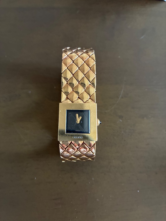 マットラセ（高級時計）の商品画像 - 査定依頼日：2025年9月22日 - 最高査定価格：1,400,000円