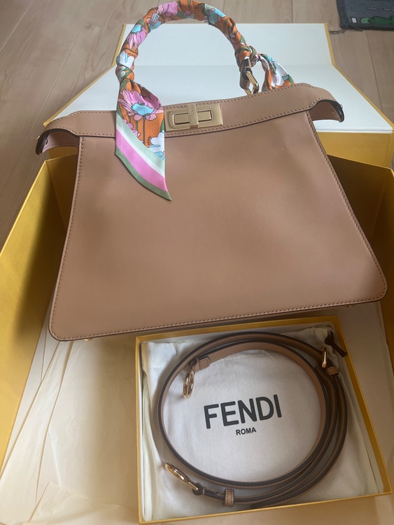 フェンディ（ブランドバッグ）の商品画像 - 査定依頼日：2026年9月18日 - 最高査定価格：300,000円