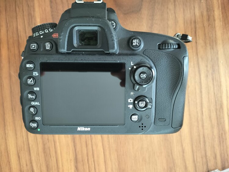 D610（カメラ）の商品画像 - 査定依頼日：2026年1月18日 - 最高査定価格：13,500円