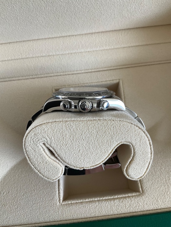 ロレックス デイトナ 126500l（高級時計）の商品画像 - 査定依頼日：2025年6月21日 - 最高査定価格：4,800,000円