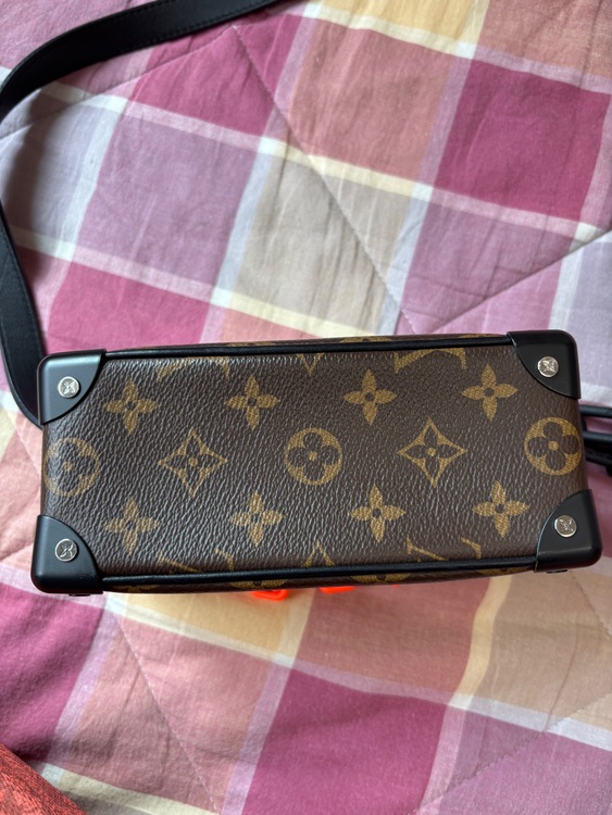 m44480 ミニソフトトランク（ブランドバッグ）の商品画像 - 査定依頼日：2025年9月13日 - 最高査定価格：210,000円