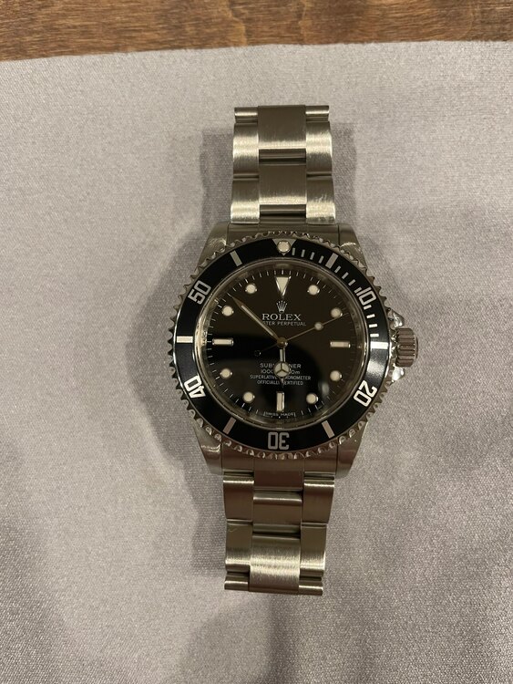ロレックス サブマリーナー 14060（高級時計）の商品画像 - 査定依頼日：2025年1月29日 - 最高査定価格：1,350,000円