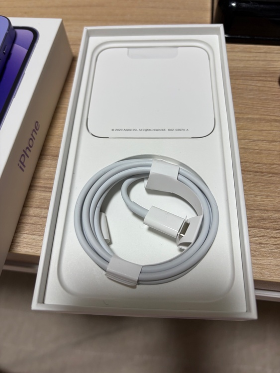 iPhone iPhone 12 128GB SIMフリー（スマホ）の商品画像 - 査定依頼日：2026年5月30日 - 最高査定価格：28,000円