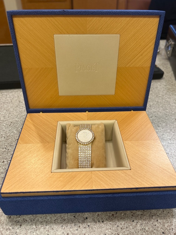 ピアジェ トラディション（高級時計）の商品画像 - 査定依頼日：2026年2月15日 - 最高査定価格：2,000,000円