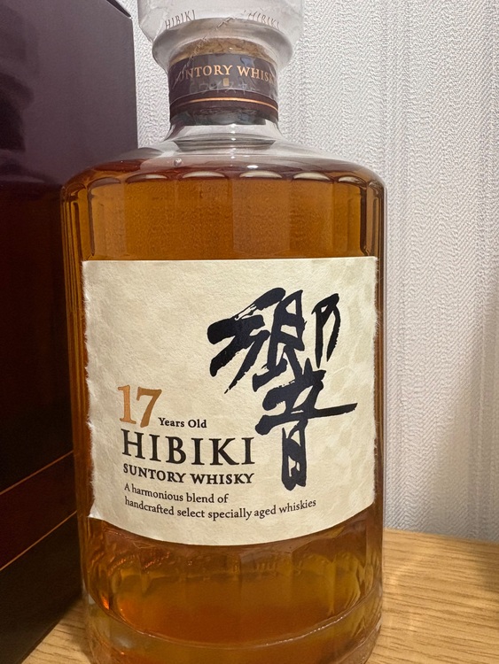 ウイスキー サントリー響 （お酒）の商品画像 - 査定依頼日：2025年8月24日 - 最高査定価格：52,000円