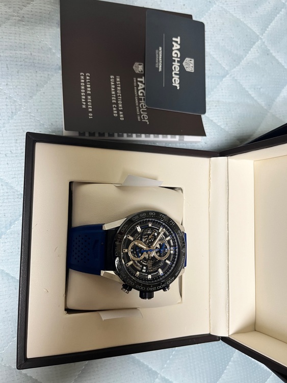 タグホイヤー カレラ キャリバーホイヤー01くろのく（高級時計）の商品画像 - 査定依頼日：2025年7月5日 - 最高査定価格：390,000円