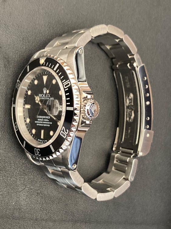 ロレックス サブマリーナー 1661（高級時計）の商品画像 - 査定依頼日：2025年12月9日 - 最高査定価格：1,450,000円