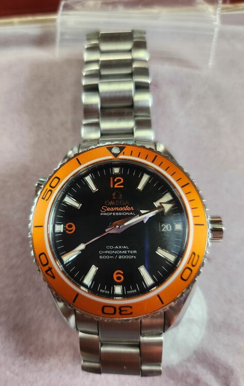 オメガ その他 232.30.42.21.01.002（高級時計）の商品画像 - 査定依頼日：2025年9月27日 - 最高査定価格：480,000円