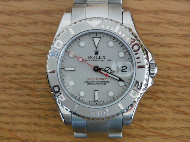 M168622（高級時計）の商品画像 - 査定依頼日：2025年12月8日 - 最高査定価格：2,050,000円