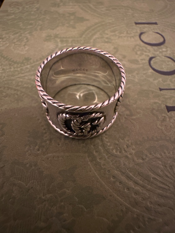 グッチ  （ブランドバッグ）の商品画像 - 査定依頼日：2025年11月17日 - 最高査定価格：15,000円