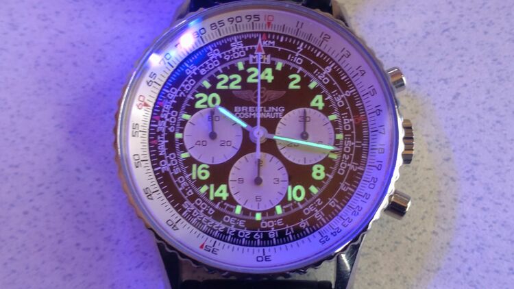ブライトリング ナビタイマー A12019（高級時計）の商品画像 - 査定依頼日：2025年11月20日 - 最高査定価格：600,000円