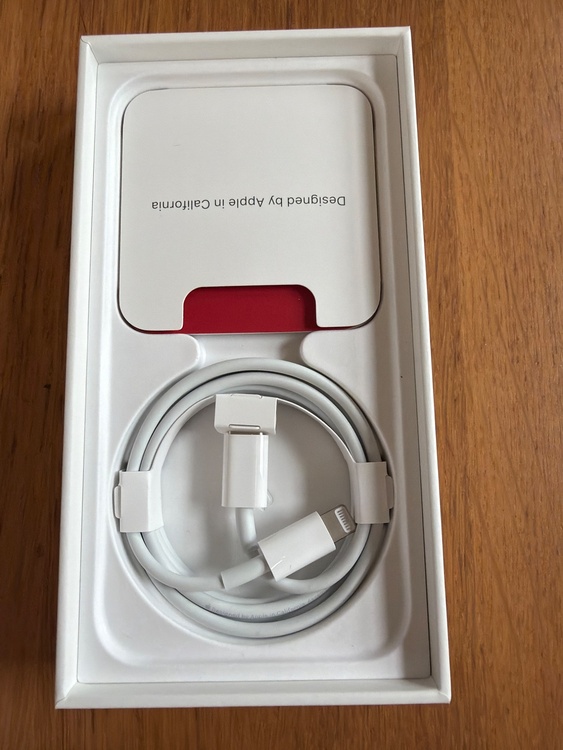 iPhone 13 mini 128GB SIMフリー（スマホ）の商品画像 - 査定依頼日：2026年4月5日 - 最高査定価格：33,000円