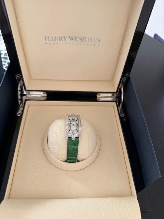 時計（金・貴金属）の商品画像 - 査定依頼日：2025年12月2日 - 最高査定価格：840,000円