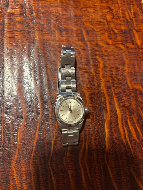 ロレックス パーペチュアル 6748（高級時計）の商品画像 - 査定依頼日：2026年2月26日 - 最高査定価格：420,000円