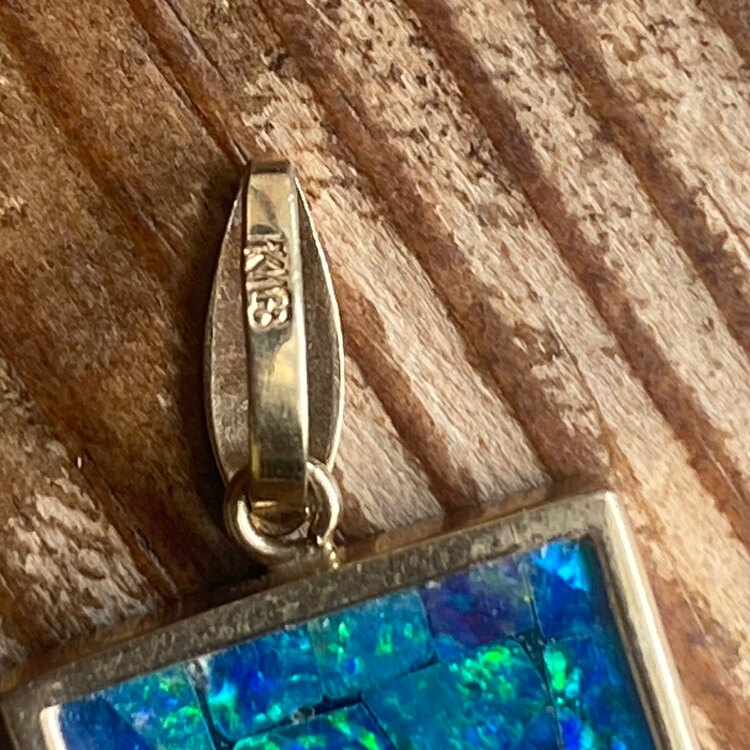 ペンダントヘッド（宝石）の商品画像 - 査定依頼日：2025年1月19日 - 最高査定価格：5,000円