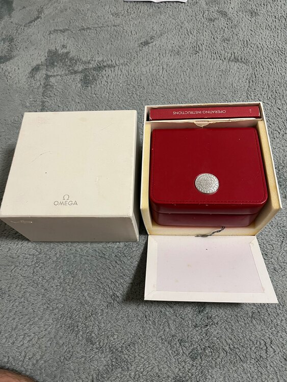 オメガスピードマスター（高級時計）の商品画像 - 査定依頼日：2024年12月14日 - 最高査定価格：450,000円