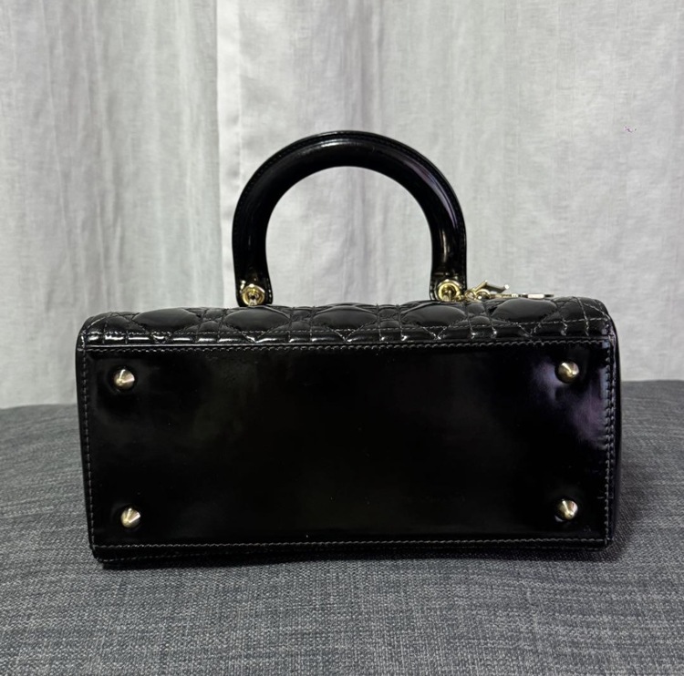 ディオール  （ブランドバッグ）の商品画像 - 査定依頼日：2026年1月28日 - 最高査定価格：180,000円