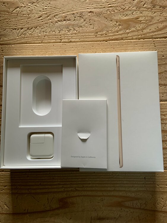 iPad mini4（PC・タブレット）の商品画像 - 査定依頼日：2026年9月30日 - 最高査定価格：3,000円