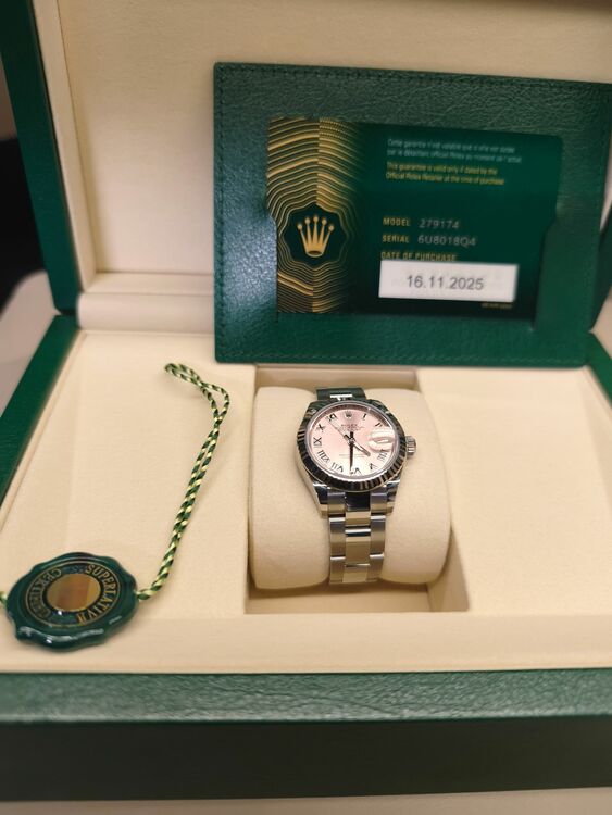 レディデイトジャスト28 ピンクローマン（高級時計）の商品画像 - 査定依頼日：2025年11月16日 - 最高査定価格：1,600,000円