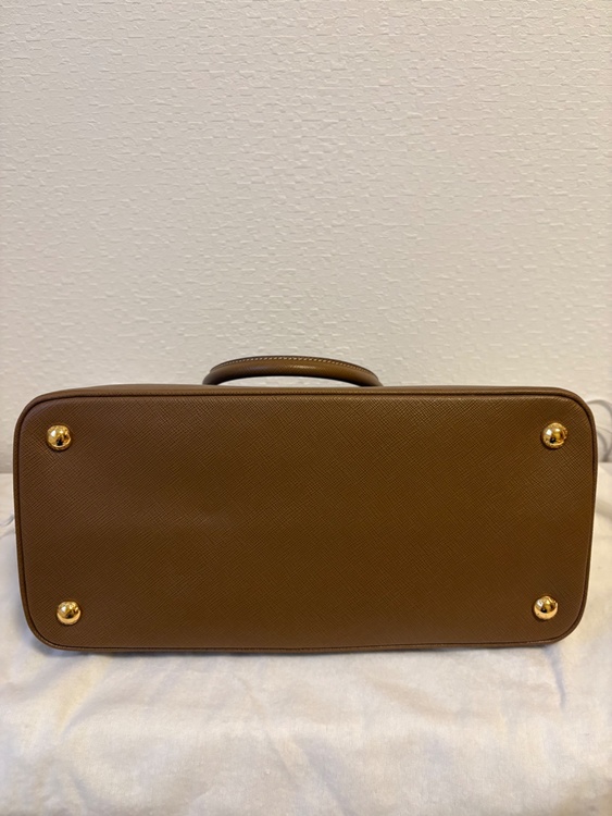 プラダ  （ブランドバッグ）の商品画像 - 査定依頼日：2025年12月9日 - 最高査定価格：125,000円