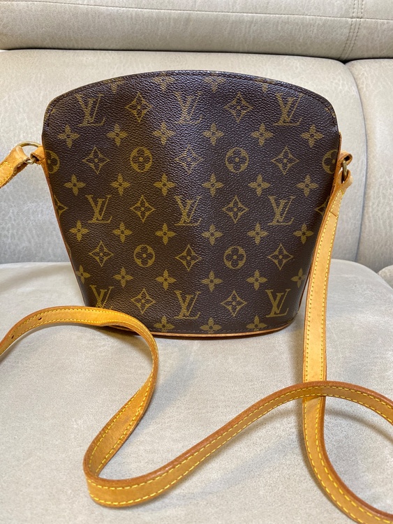 ドルーオ（ブランドバッグ）の商品画像 - 査定依頼日：2026年1月30日 - 最高査定価格：60,000円