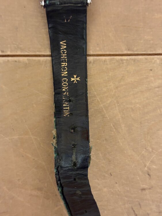 ヴァシュロン コンスタンタン その他 （高級時計）の商品画像 - 査定依頼日：2025年5月14日 - 最高査定価格：500,000円