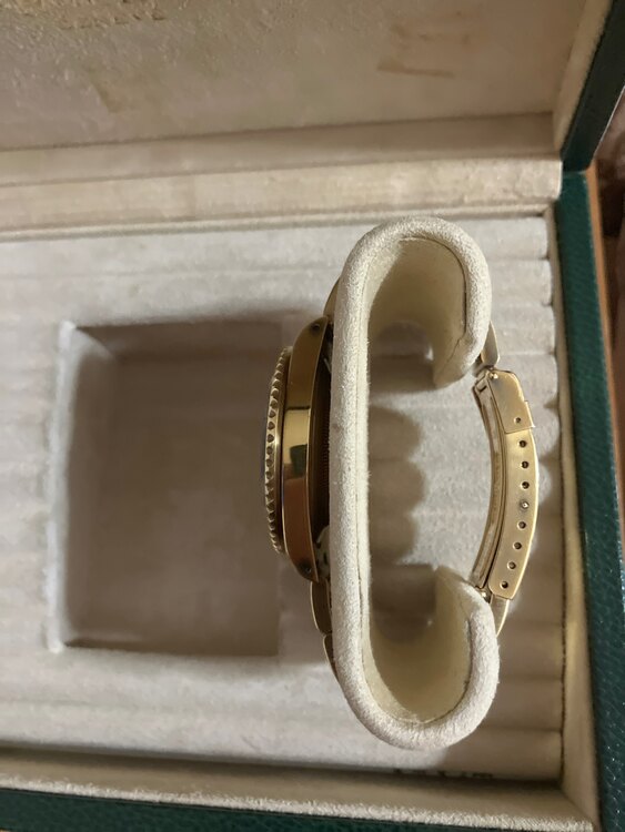 ロレックス サブマリーナー 16618（高級時計）の商品画像 - 査定依頼日：2025年5月17日 - 最高査定価格：4,000,000円