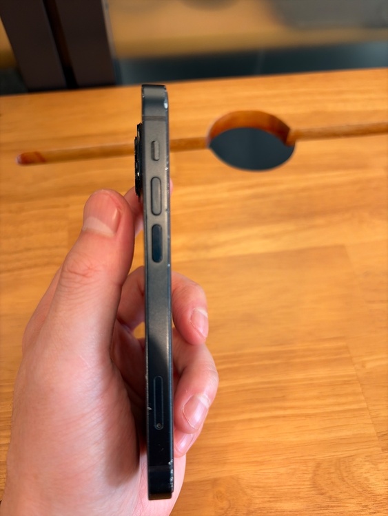 iPhone iPhone 13 mini 512GB SIMフリー（スマホ）の商品画像 - 査定依頼日：2026年6月9日 - 最高査定価格：35,500円