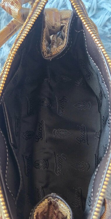 Gucci hysteria （ブランドバッグ）の商品画像 - 査定依頼日：2026年5月18日 - 最高査定価格：20,000円